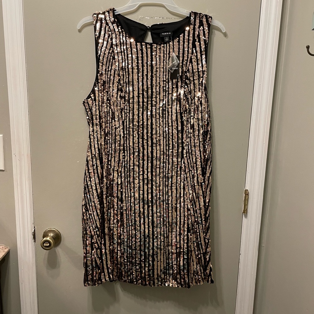 Torrid Size 1 14/16. Black dress with gold sequins NWT